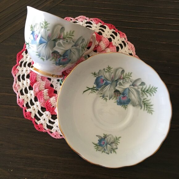 Colclough Blue and White Flowering Fern English Bone China Teacup & Sauc… - Picture 2 of 13